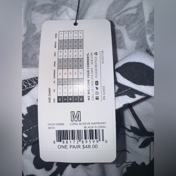 NWT Retail $48 HUE Black and White Floral Shirt - Picture 6 of 6